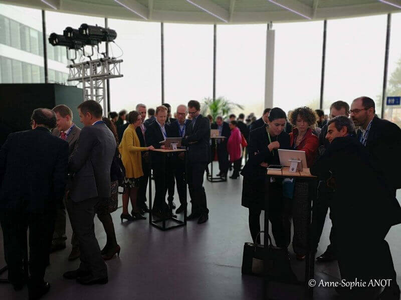 digitaltrendsgal-3-gal-teambuilding-activite-sur-les-reseaux-sociaux-800x600